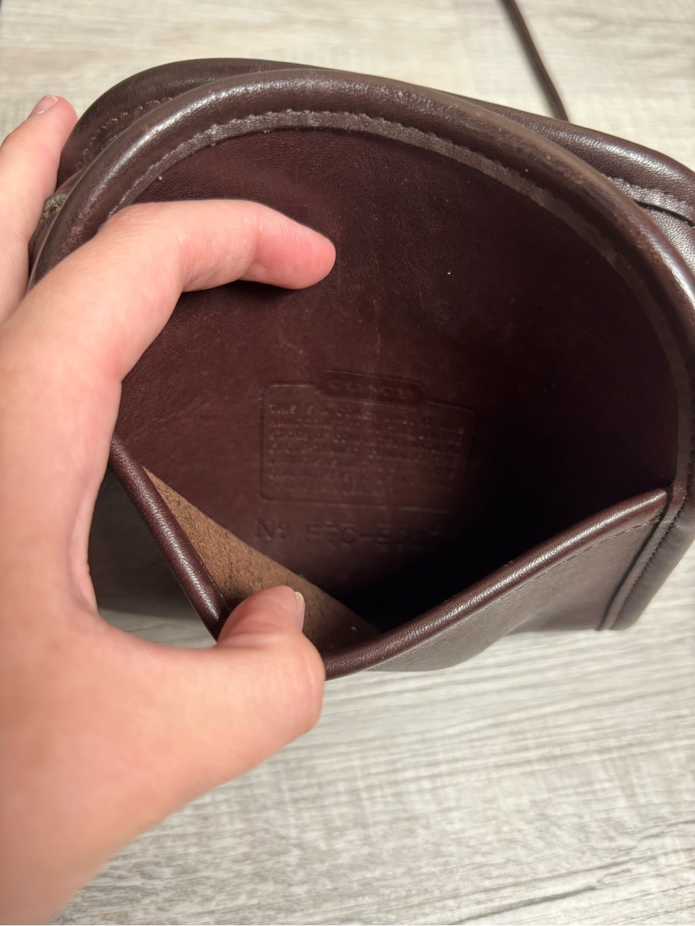 Vintage Coach Abby Crossbody Brown - Picture 4 of 13